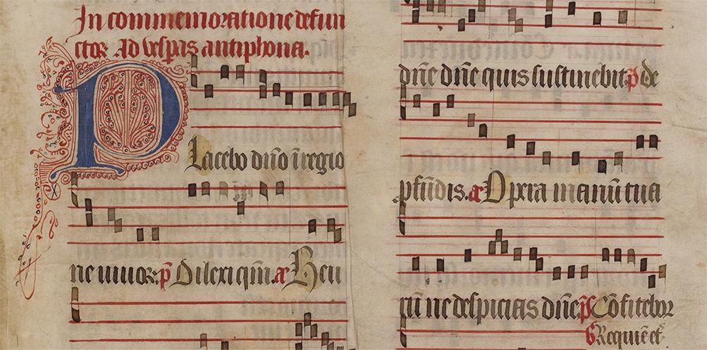 gros plan sur une partition de grégorien en notes carrées avec une portée de 4 lignes