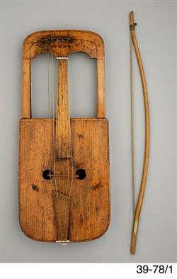 instrument à cordes frottées : le crwth
